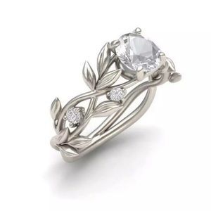 NEW!💙💎🌹STUNNING! FLOWER!🌹VINE! CZ RING!🌹💎💙7